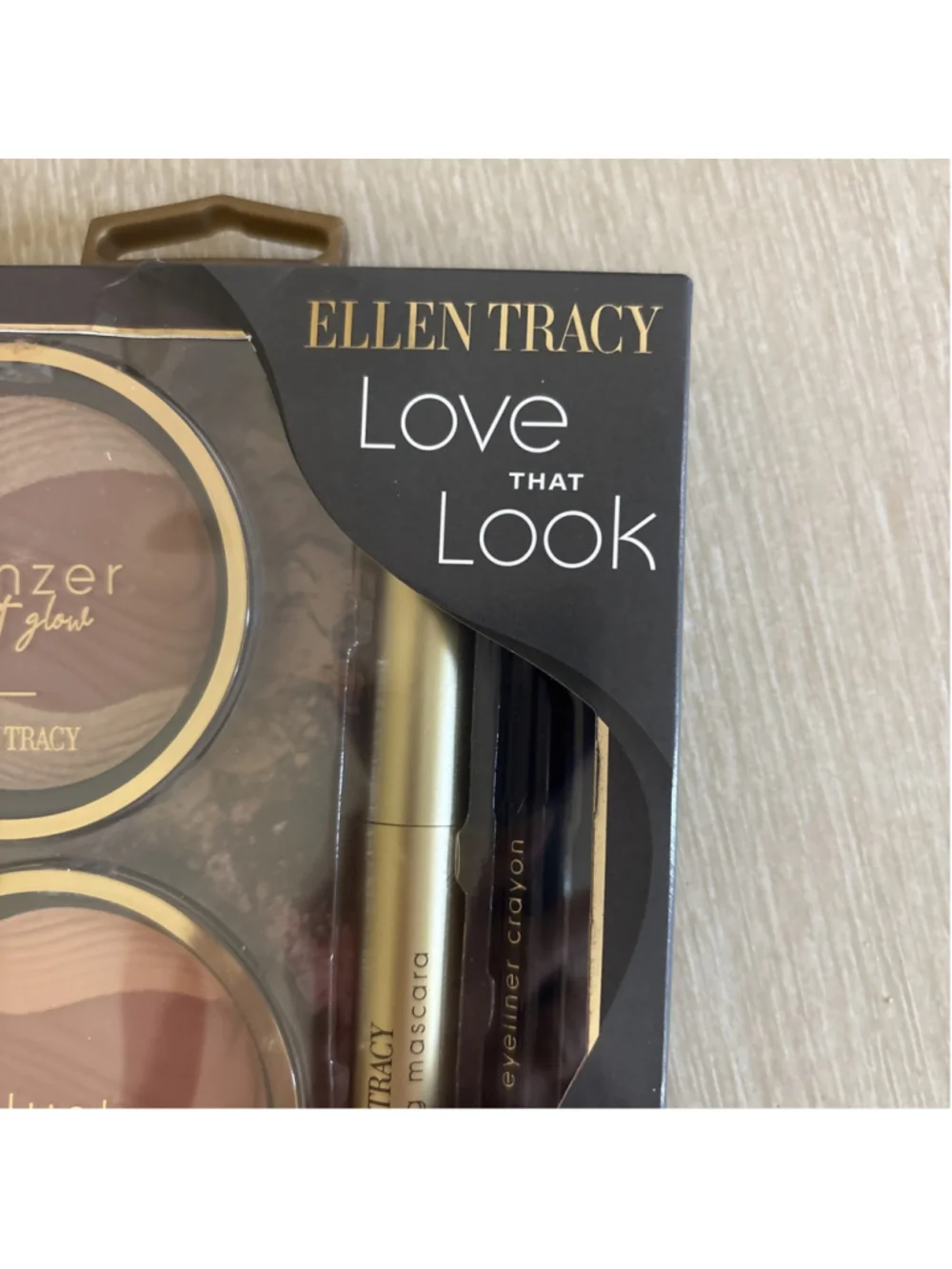 Ellen Tracy Love That Look Make-up Set Bronzer blush Mascara Eyeliner New 1201